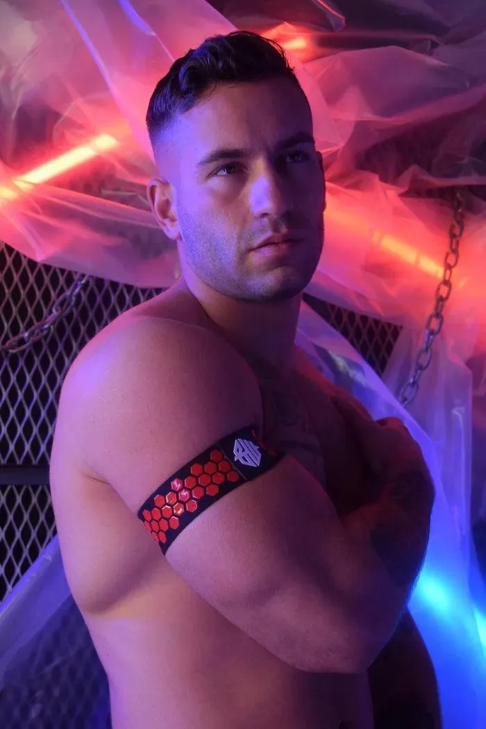 HEX ARMBANDS-RED