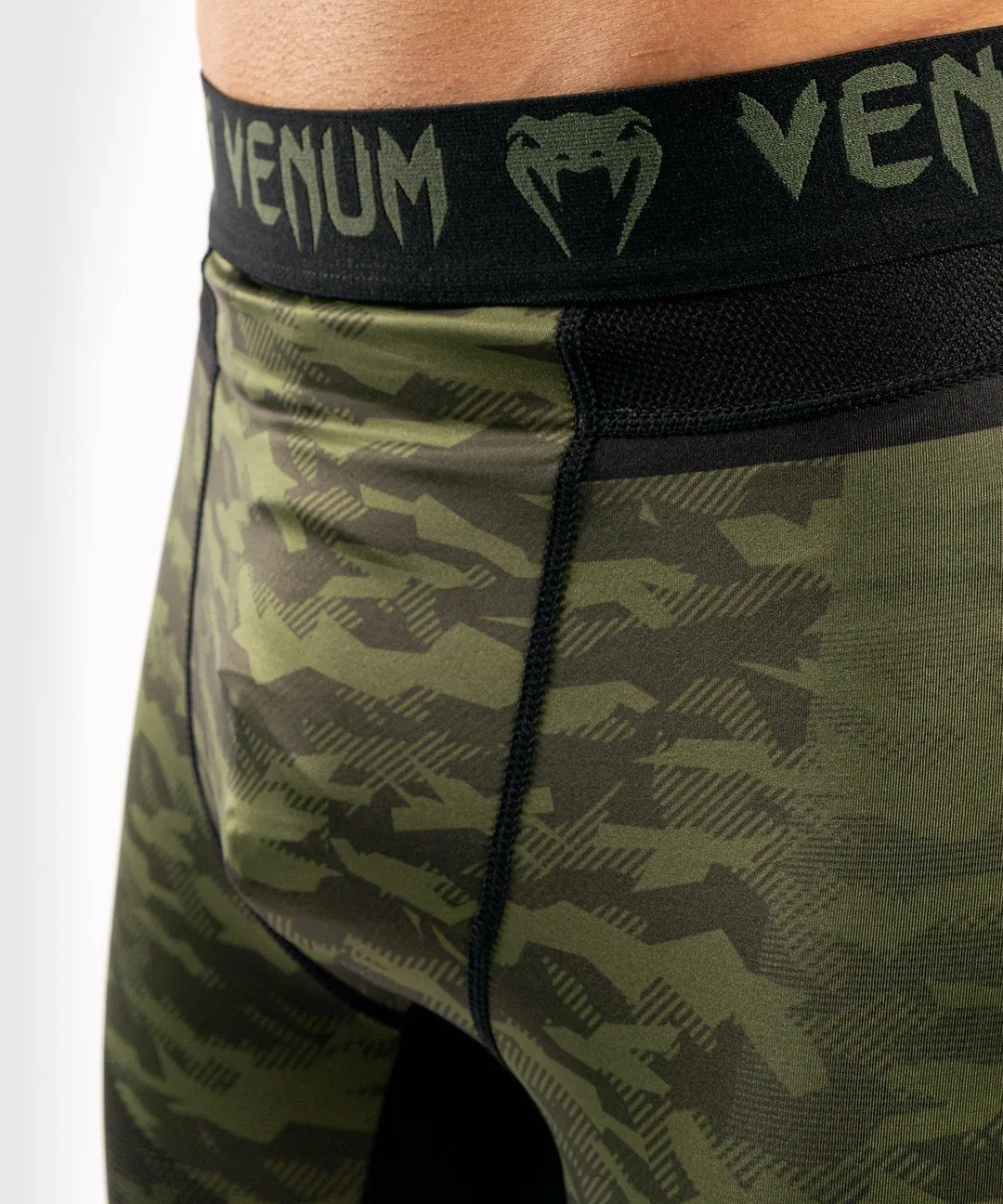 Kompressionsshorts - Venum - 'Trooper' - Grn-Camouflage-Sort