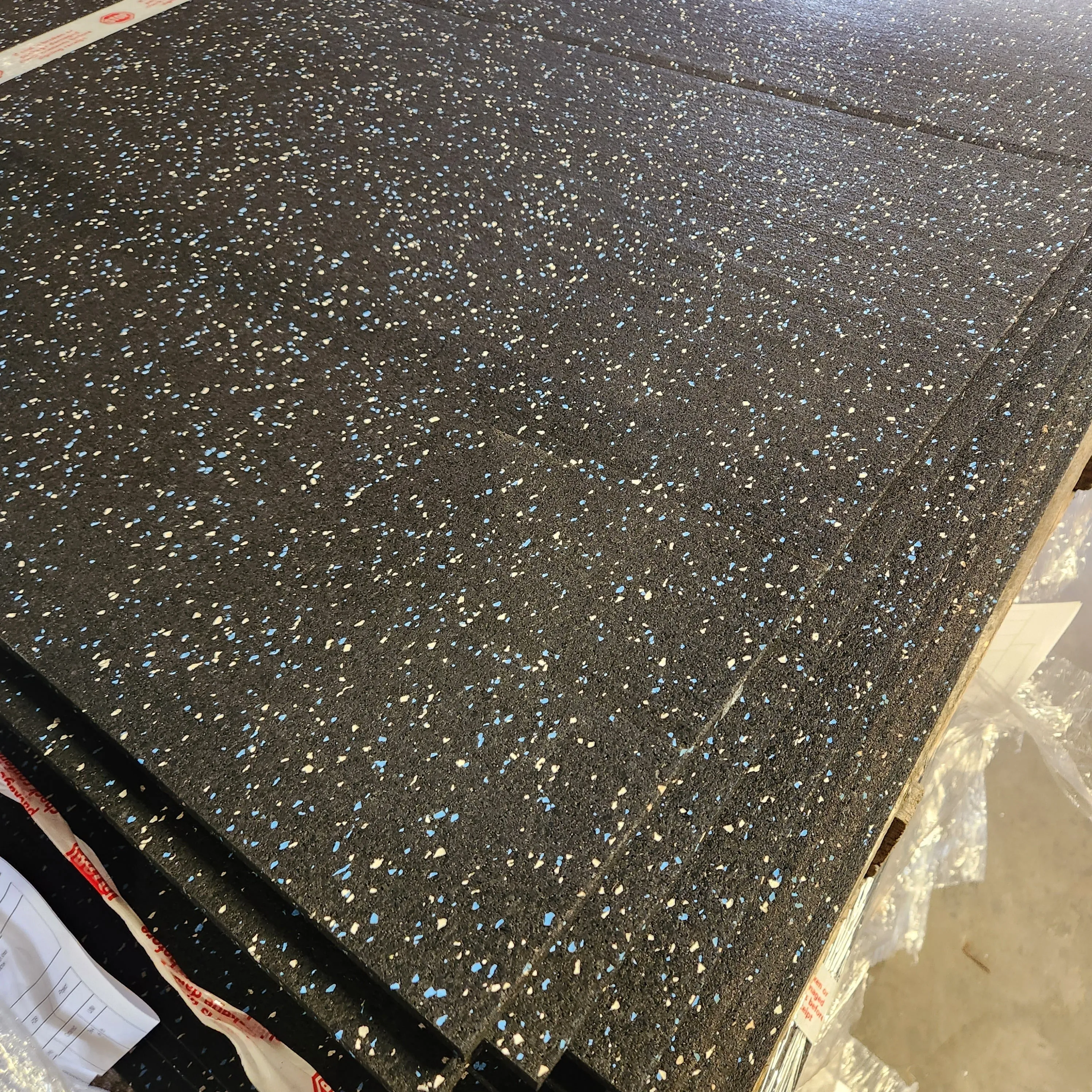 NEW Hammer Clad 8mm Premium Gym Flooring Mats 4' x 6' (Blem)